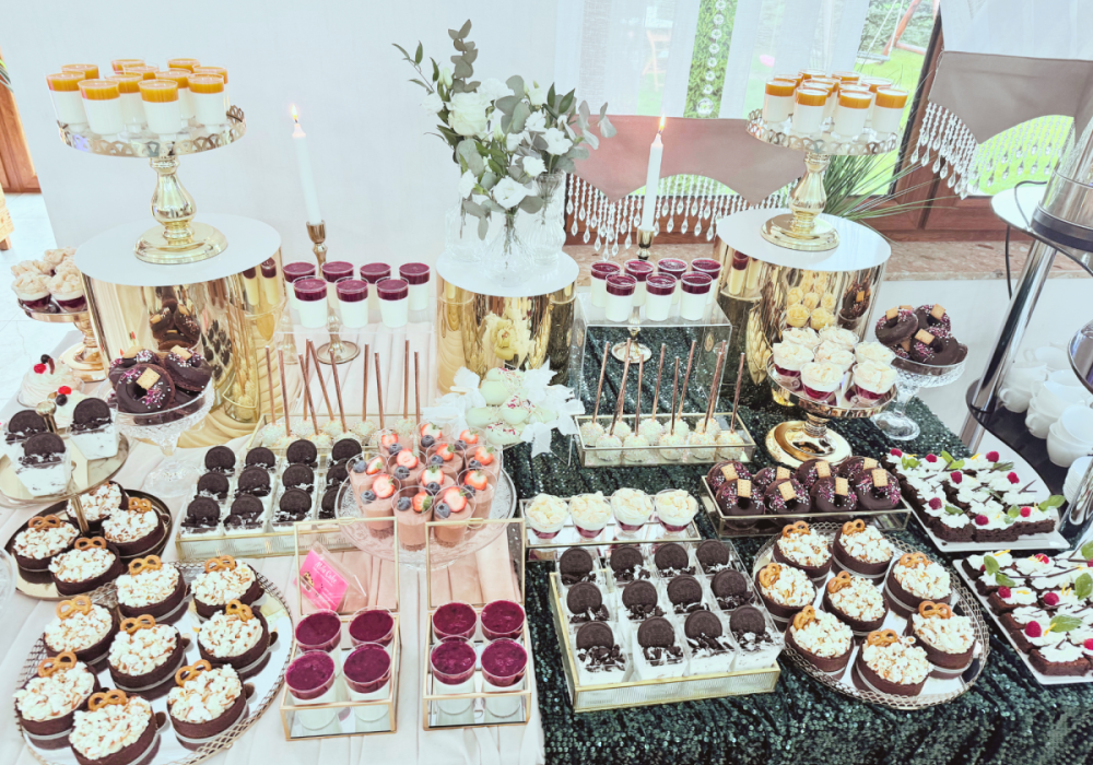 Blue Green Landscape Paintings Mind Mapping A4 Document-3-kopia.png